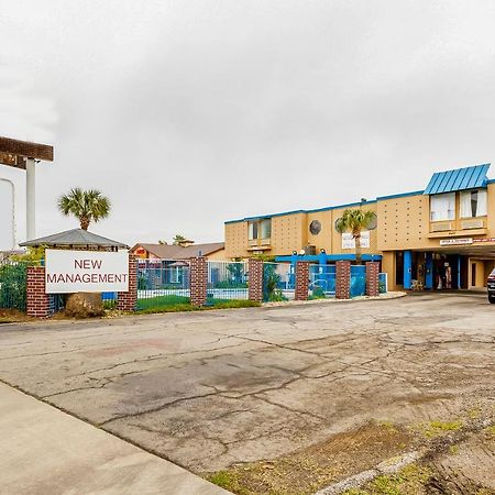 Americas Best Value Inn San Antonio Airport South Exterior photo