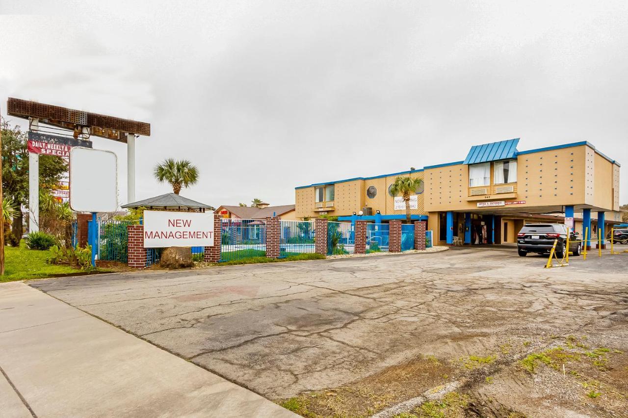 Americas Best Value Inn San Antonio Airport South Exterior photo