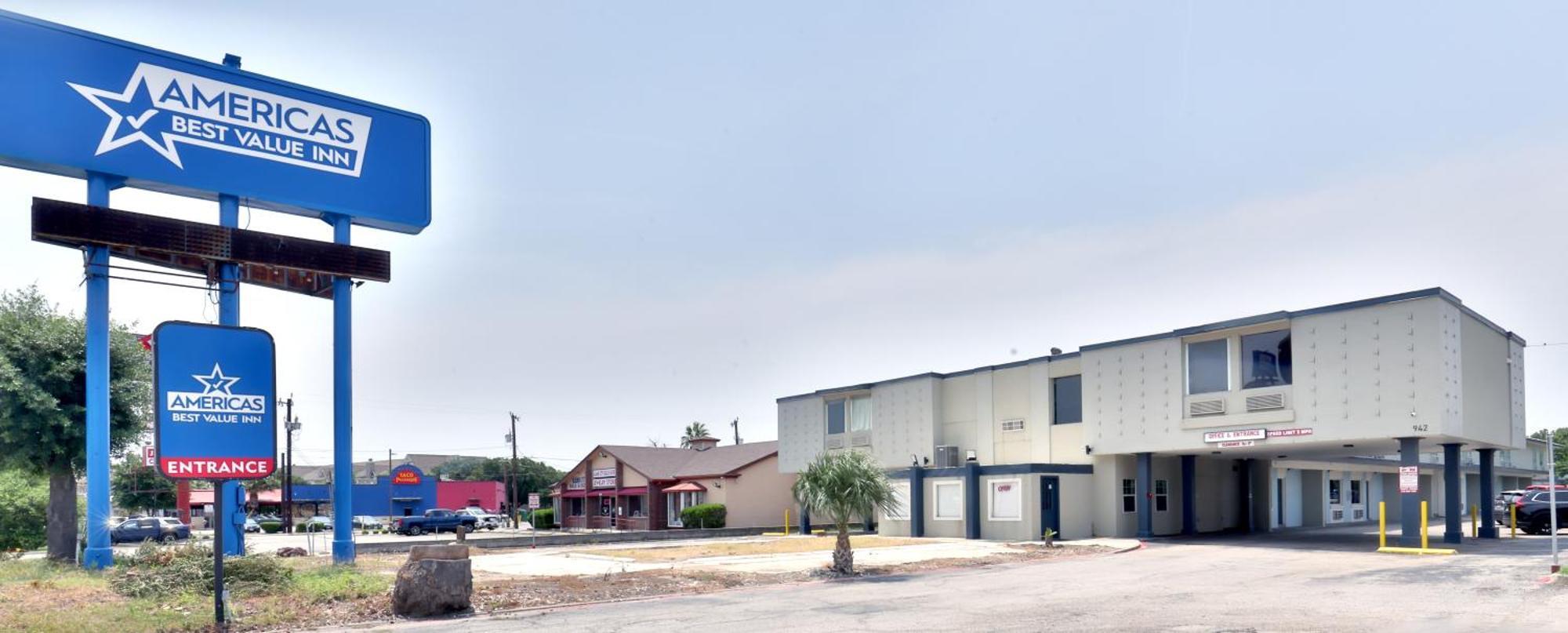 Americas Best Value Inn San Antonio Airport South Exterior photo